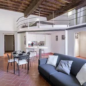 Loft Il Guelfo Italia