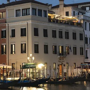 h10-palazzo-canova.hotelslidodijesolo.com/